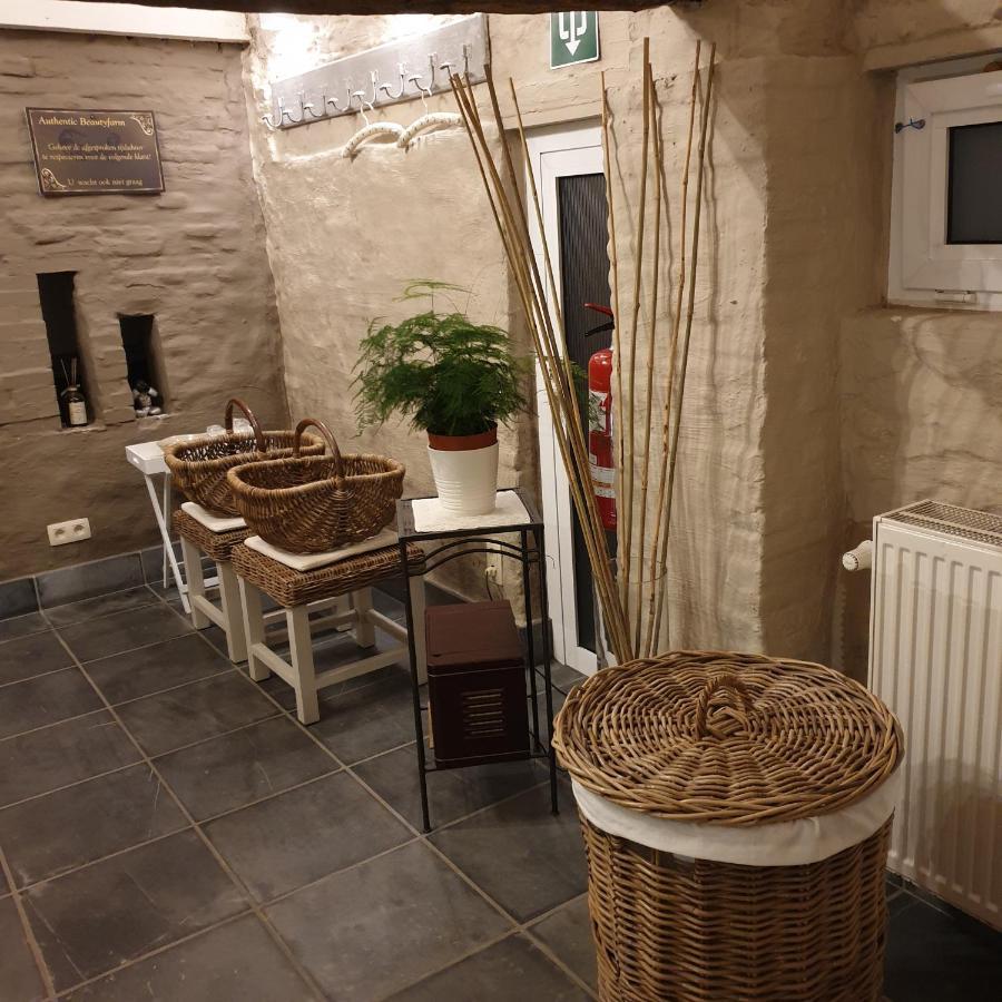 Authentic Wellnesshoeve Hansbeke Exterior foto